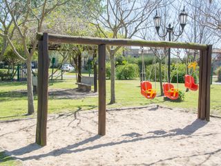 Foto 68 de Casa en venta en Santa Bárbara, 4 dormitorios, a la laguna