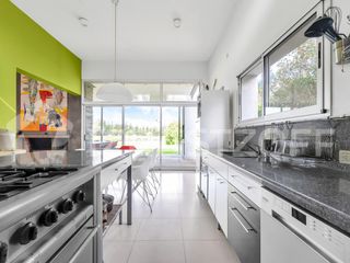 Foto 13 de Casa en venta en Santa Bárbara, 4 dormitorios, a la laguna