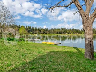Foto 46 de Casa en venta en Santa Bárbara, 4 dormitorios, a la laguna