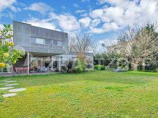 Foto 33 de Casa en venta en Santa Bárbara, 4 dormitorios, a la laguna