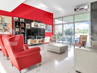 Foto 8 de Casa en venta en Santa Bárbara, 4 dormitorios, a la laguna