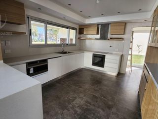 Foto 4 de Casas  en venta  Canning  Saint Thomas