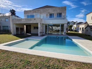 Foto 20 de Casas  en venta  Canning  Saint Thomas
