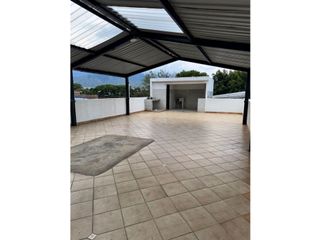 Foto 1 de EDIFICIO COMERCIAL Y RESIDENCIAL EN JAMUNDI