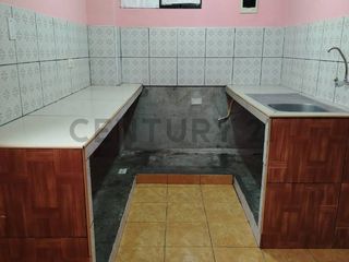 Foto 2 de VENTA DE AMPLIO DEPARTAMENTO EN ANCÓN