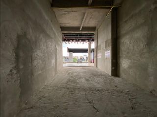 Foto 2 de Oportunidad De Posicionamiento! Renta De Local Comercial Cerritos Mall