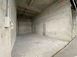Foto 1 de Oportunidad De Posicionamiento! Renta De Local Comercial Cerritos Mall
