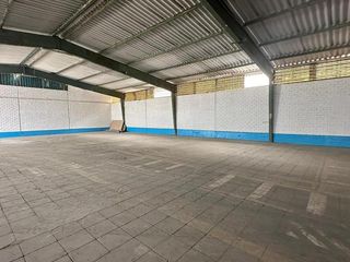 Foto 7 de ALQUILO ALMACEN EN EL CALLAO, EN NESTOR GAMBETA 2,220 m2