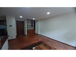 Foto 5 de Iluminado apartamento para venta en Puente Largo