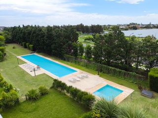 Foto 14 de Divino 2amb con balcón terraza, parrilla y con la mejor vista al Lago Central de Nordelta