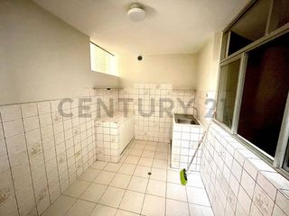 Foto 10 de VENTA DE DEPARTAMENTO FRENTE A PARQUE EN PRIMER PISO
