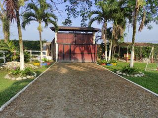 Foto 2 de Lote Para Bodegas 20 Mil Mtrs .