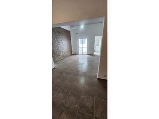 Foto 4 de CASA DE DOS DORMITORIOS + DOS DEPARTAMENTOS - ALTA CORDOBA - CORDOBA