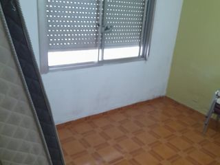 Foto 15 de Casa con Departamento en venta en Avellaneda Este
