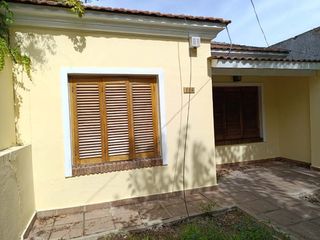 Foto 2 de Casa en alquiler en Merlo Sur