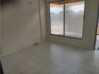 Foto 4 de ARRIENDO O VENDO OFICINA CONSULTORIO OFICHIA 41 M2 CHA