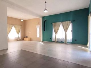 Foto 15 de Casa en venta - 2 Dormitorios 1 Baño - Cochera - 800Mts2 - Paso del Rey