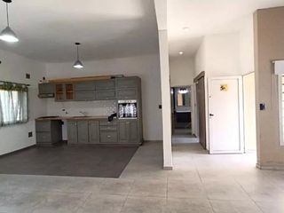 Foto 18 de Casa en venta - 2 Dormitorios 1 Baño - Cochera - 800Mts2 - Paso del Rey