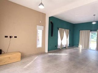 Foto 21 de Casa en venta - 2 Dormitorios 1 Baño - Cochera - 800Mts2 - Paso del Rey