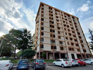 Foto 1 de Departamento en Alquiler, 4 dormitorios, 2 baños, Salta Macrocentro