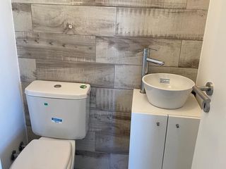 Foto 6 de OPORTUNIDAD 4 ambientes con galería y jardín de 118 M2