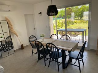 Foto 5 de OPORTUNIDAD 4 ambientes con galería y jardín de 118 M2