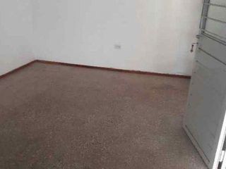 Foto 4 de APPTO BANCOR B° LAS FLORES - Casa de Dos Dormitorios - Cochera - Patio con Asador