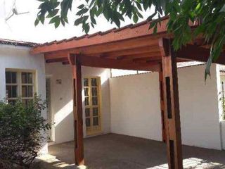 Foto 1 de APPTO BANCOR B° LAS FLORES - Casa de Dos Dormitorios - Cochera - Patio con Asador