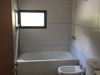 Foto 8 de DPTO.  PB C/JARDIN PROPIO  -3AMB-  ESPACIO LAS CAVAS