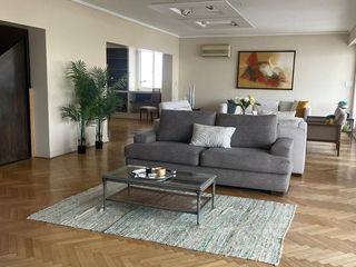 Foto 1 de OPORTUNIDAD A RECICLAR, DUPLEX EN VIRREY DEL PINO 1700