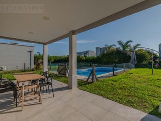 Foto 1 de Casa en el BARRIO VISTAS - PUERTOS / ESCOBAR