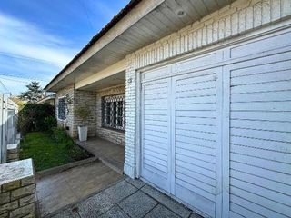 Foto 5 de Casa en venta - 4 Dormitorios 3 Baños - Cochera - 164Mts2 - Mar del Plata