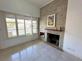 Foto 10 de Casa en venta - 4 Dormitorios 3 Baños - Cochera - 164Mts2 - Mar del Plata