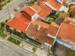 Foto 40 de Casa en venta - 4 Dormitorios 3 Baños - Cochera - 164Mts2 - Mar del Plata