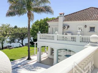 Foto 2 de Casa en  venta Los Castores