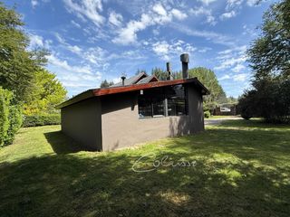 Foto 8 de VENTA CASA VILLA LA ANGOSTURA- 4 amb/parque, quincho - Centro-