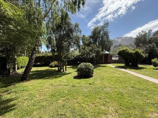Foto 11 de VENTA CASA VILLA LA ANGOSTURA- 4 amb/parque, quincho - Centro-