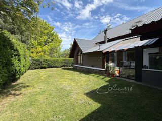 Foto 9 de VENTA CASA VILLA LA ANGOSTURA- 4 amb/parque, quincho - Centro-