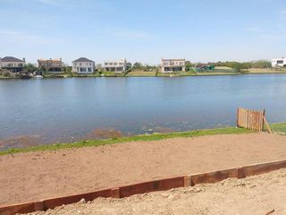 Foto 19 de Casa al Agua en Vistas, Puertos venta