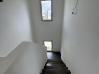 Foto 8 de Casa con terreno de 1035m2 con Pileta a Estrenar en El Cantón Puerto