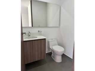 Foto 3 de ¡SE VENDE HERMOSO APARTAESTUDIO EN ENVIGADO!