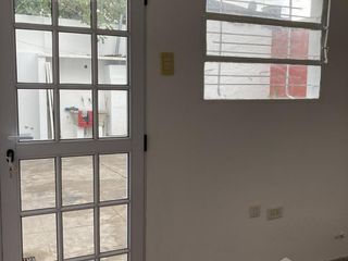 Foto 6 de Terreno  con dos locales y casa interna