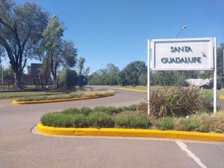 Foto 1 de Espectacular lote en venta en Santa Guadalupe, Pilar del Este