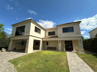Foto 1 de Casa en alquiler en El Encuentro Tigre