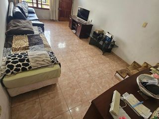 Foto 5 de AMPLIO DUPLEX CON PARQUE Y COCHERA
