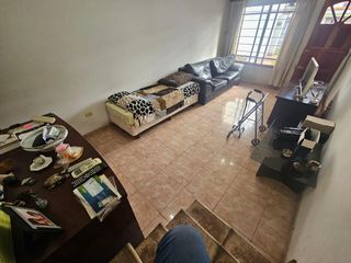 Foto 4 de AMPLIO DUPLEX CON PARQUE Y COCHERA