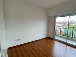 Foto 5 de Depto 2 ambientes con cochera, terraza privada y parrilla - Wilde