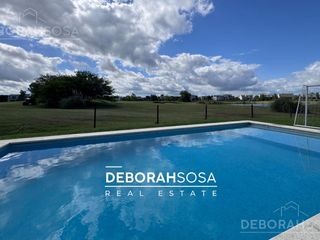 Foto 8 de Casa en Venta 4 dormitorios Al Golf con Pileta- Barrio El Canton Escobar