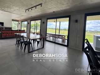 Foto 20 de Casa en Venta 4 dormitorios Al Golf con Pileta- Barrio El Canton Escobar