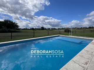 Foto 9 de Casa en Venta 4 dormitorios Al Golf con Pileta- Barrio El Canton Escobar